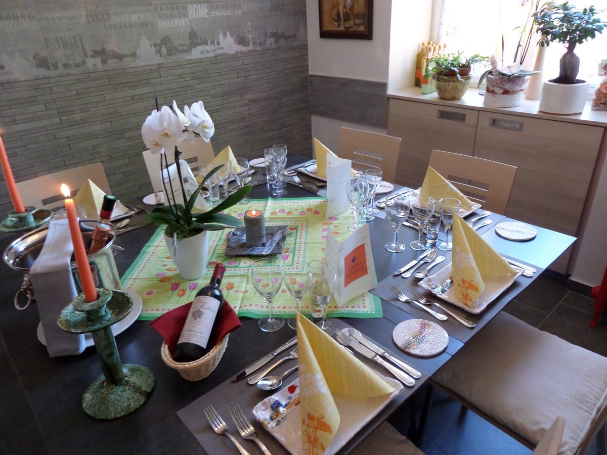 Bed and Breakfast Domaine Du Pressoir Ambilly Exterior foto