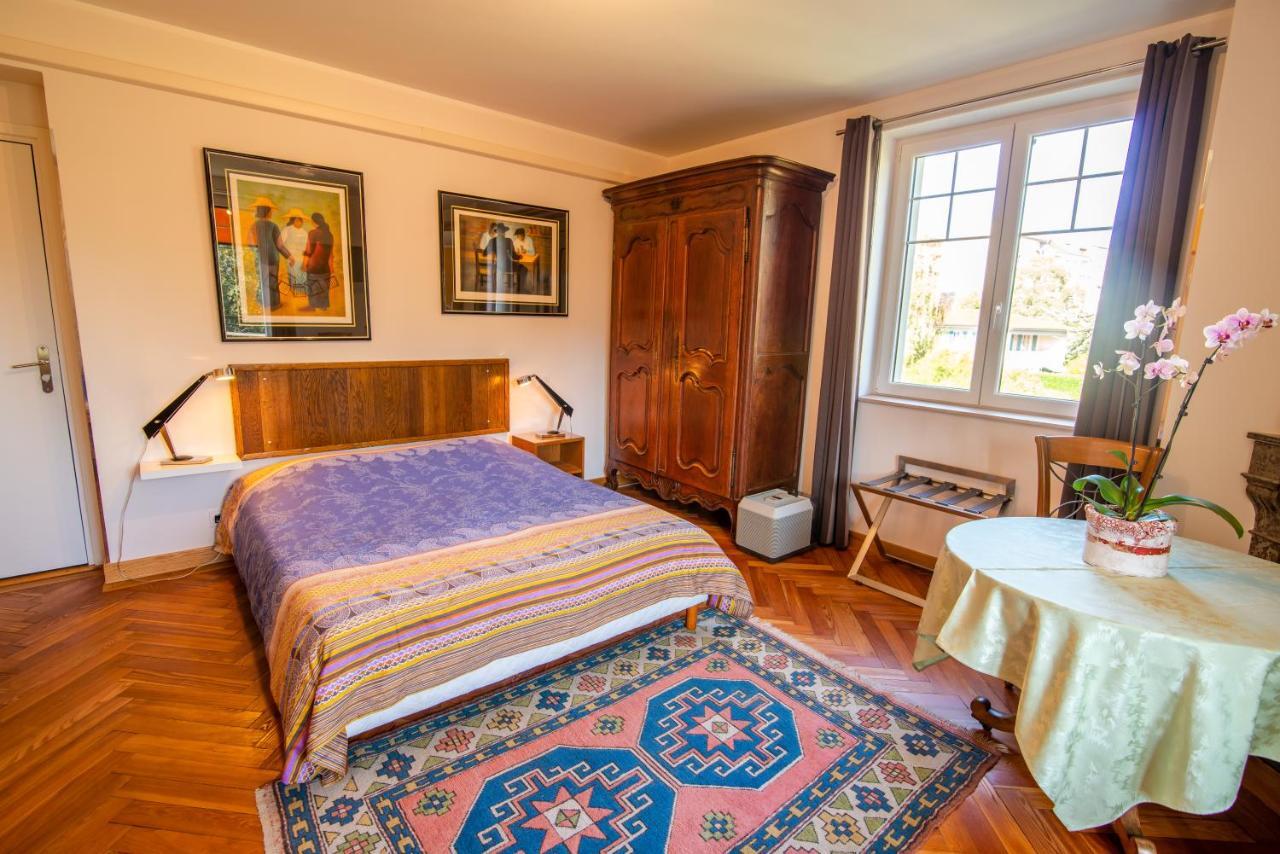 Bed and Breakfast Domaine Du Pressoir Ambilly Exterior foto